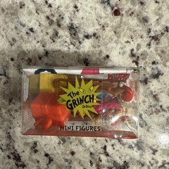 DR SEUSS THE GRINCH MINI FIGURES, CRITTER CRATE BY CULTUREFLY Age: 3+
