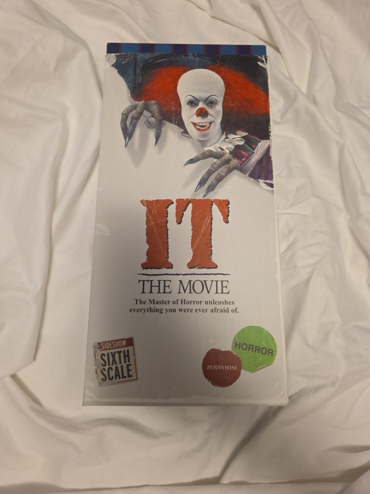 PENNYWISE TIM CURRY IT STEPHEN KING SIDESHOW COLLECTIBLES 1/6 SCALE FIGURE