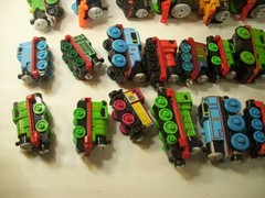 Thomas the tank train & Friends plastic die cast trackmaster 29 pc toy lot