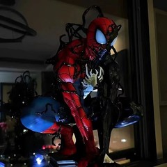 Symbiotic Spider-Man Venom Figure LED 15in Statue PVC Marvel Model Collectables