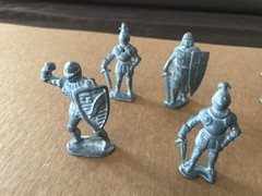 Unpainted Lot Of 28 Lead Figures-Knights-Indians-Tee Pee-Calvary-WWI Solders