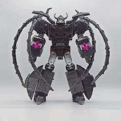 M Collection Deformable The Chaos Bringer Unicron Planet Eater 12″ Action Figure