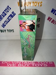 NECA THE GOLDEN GIRLS DOROTHY 8″ ACTION FIGURE NEW Authentic 🔥