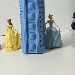 Disney Store Lot Of 7 Disney Princess Characters Figurines Playset/Cake Toppers