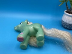 My Little Pony G3 Minty brushable figure tinsel hair left hoof heart 2003 / 2004