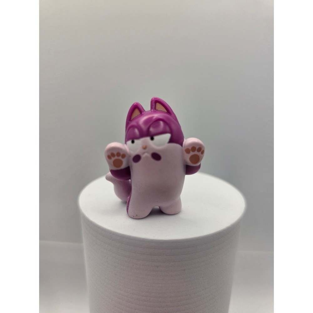 Hasbro Lost Kitties Itty Bitty Series 1 Purple Grumpy Cat Mini Figure 1.5″
