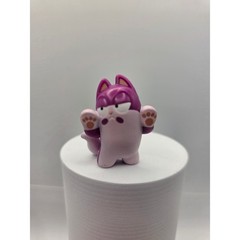 Hasbro Lost Kitties Itty Bitty Series 1 Purple Grumpy Cat Mini Figure 1.5″