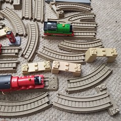 HIT TOYS Thomas The Train Trackmaster 2006 Mixed Track And Train Lot
