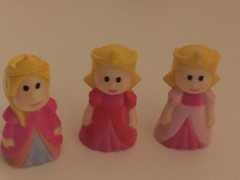 3 Hard Plastic Princess Little Small Figures Dolls Toys