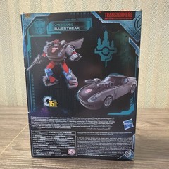 Transformers Generations War for Cybertron: Earthrise Deluxe Class Bluestreak