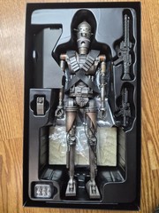 Hot Toys One Sixth Scale IG-11 – Star Wars The Mandalorian TMS008