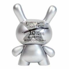 Kidrobot Special Edition 10th Anniversary DUNNY 3″ 10 Years 4 Months SILVER NEW