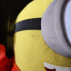 Despicable Me Stuart Hippie Plush Stuffed 9″