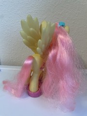 RARE My Little Pony Fashion Style Fluttershy from 2010 w/ Shoes & Cape!