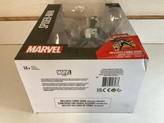 McFarlane Toys Spider-Man Secret Wars Issue #8 — Marvel 1:6 Scale Statue