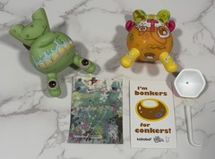 Kidrobot Dunny 2011 & Ye Olde English Series Snail & Gardunny 3″ Vinyl Lot of 2