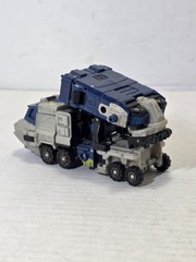 Transformers Universe Energon Bruticus Maximus Barricade Figure 2005 Complete