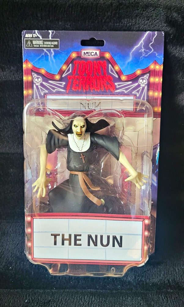 NECA Toony Terrors The Nun Action Figure Boxed Movies Plastic Black/White 17+