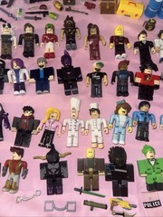 Large Mixed Lot of Robolox Action Figures & Accessories Toy Lot