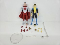 Diamond Select Omniman Invincible Mark Nolan 7 Inch Figure