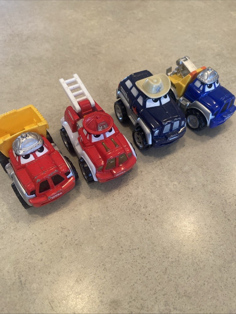 2000 Hasbro Tonka Chuck & Friends Fire Truck Lot 3 pcs Die-cast & Plastic Parts