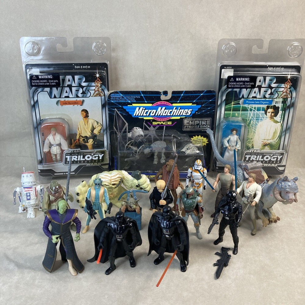 1990’s Star Wars Toy Lot of 18 Figures and Micro Machine Set. Clean. Smoke free.