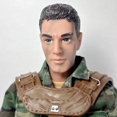 M&C – Power Team World Peacekeepers 12″ Action Figure With Clothes And Gun