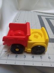 Fisher Price Little People Dump Truck Vehicle Kids Toy 2016 Mattel Red Yellow