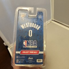 NBA COLLECTIBLE FIGURE RUSSELL WESTBROOK OK City Thunder COLLECTORMATES MINI