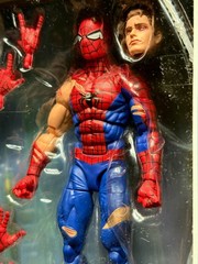 BATTLE-DAMAGED SPIDERMAN Marvel Legends 6” Magic Gathering with card NEW Parker
