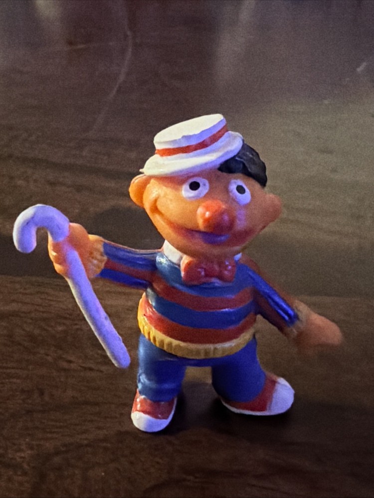 Vintage Sesame Street Ernie Tap Dancing pvc Figure 2.5 inch