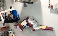 Starship Wall Mount for 2010 Star Wars The Clone Wars Republic Attack Shuttle