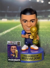 ZURU FIFA World Cup Ballers SUPER RARE Trophy Bundle – Lionel Messi & Mbappé