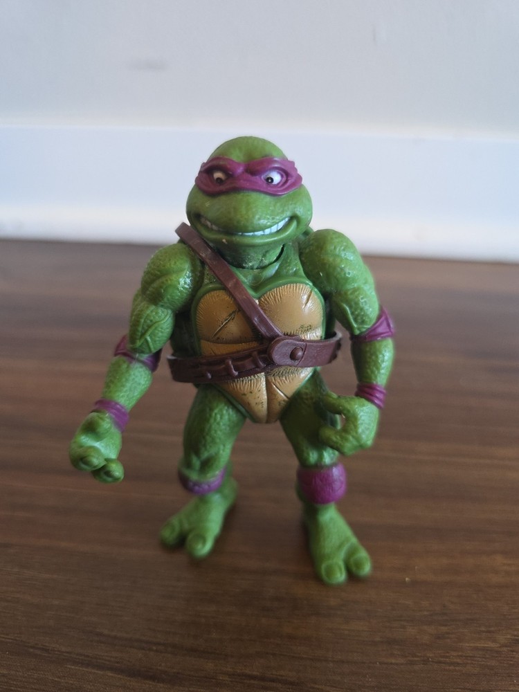 TMNT 1992 Donatello Action Figure Playmates Poseable with Staff 8+ Years