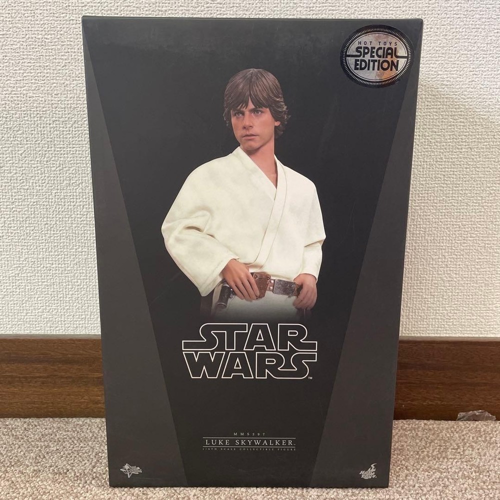 Star Wars A New Hope Luke Skywalker Mark Hamill 1/6 Hot Toys