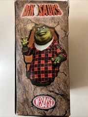 Earl Sinclair Dinosaurs 1991 TV Show 7″ Scale 6″ inch Figure Neca Box Damage