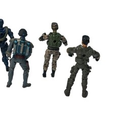 Lot of 5 Vintage 2002-2003 Action Figures 3.75 Tall NO ACCESSORIES