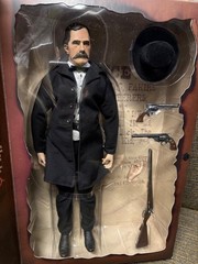 Six Gun Legends Wyatt Earp12″ Figure