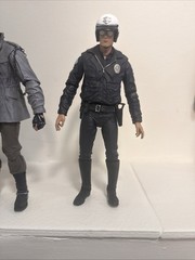 NECA Terminator Lot 2 Motorcycle Cops Sarah Connor & The Terminator Extra Heads