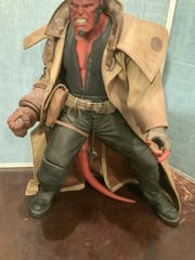 Mezco Toyz, HELLBOY, 2004, 18 INCH Action Figure, Excellent!