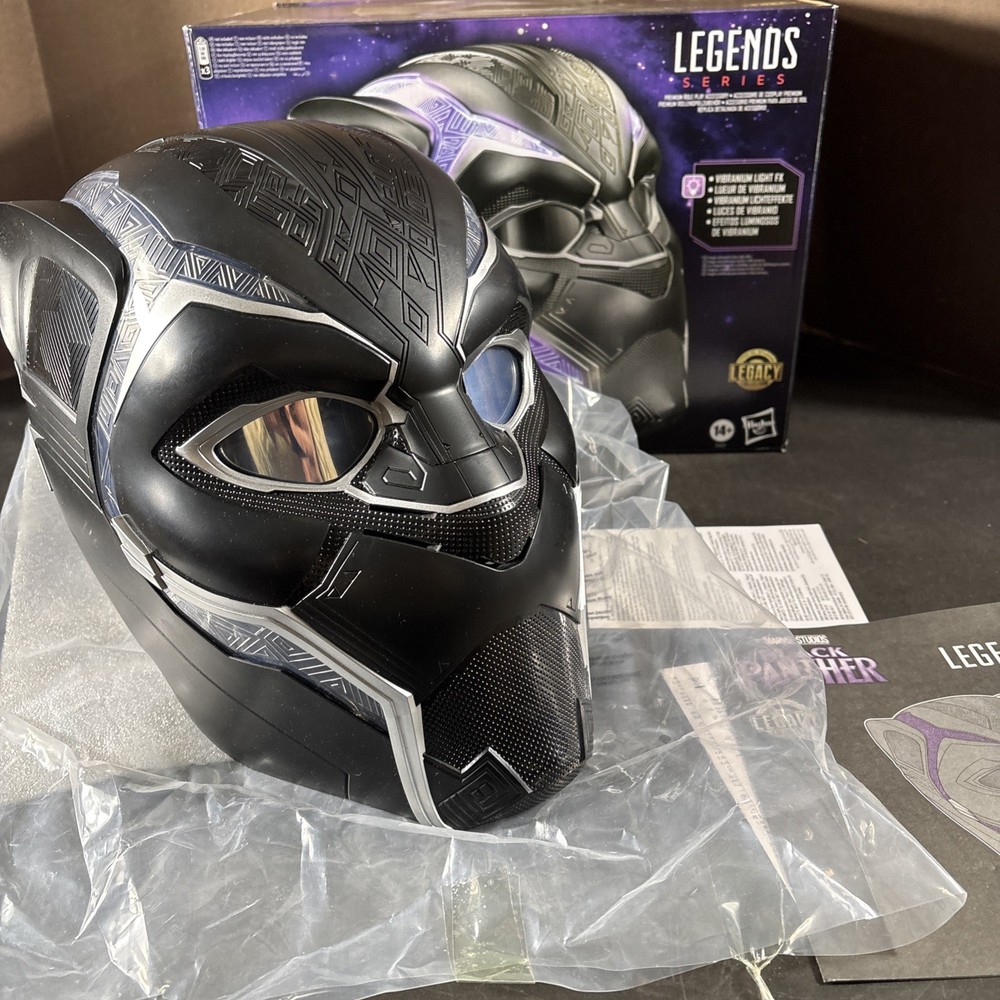MARVEL LEGENDS BLACK PANTHER 1:1 SCALE VIBRANIUM TALKING HELMET ROLE PLAY HASBRO