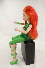 Mattel DC Super Hero Girls 2015 Pooison Ivy Batman Viallan Doll 12″ posable