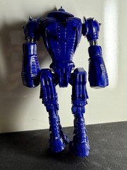Jakks Pacific 2011 Real Steel Noisy Boy Action Figure 7 1/2 inch Fist Spinning