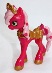 4 Shopkins Happy Places Horse Pony & Unicorn Figures Ringa Bella Rainbow Prancer