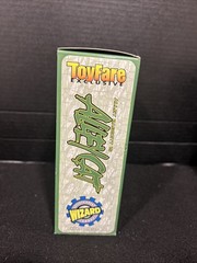 ToyFare Exclusive Alley Cat, Alley Baggett Figure Wizard World