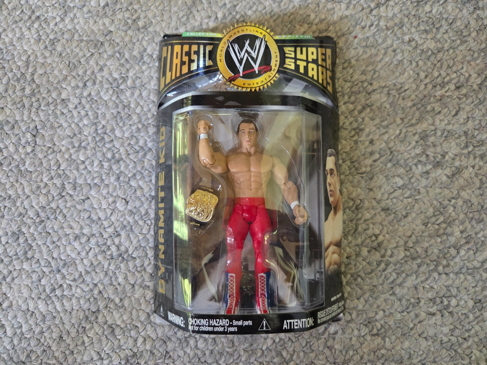 JAKKS Pacific WWE / WWF Classic Superstars DYNAMITE KID