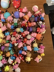 2003 Peppa Pig Figure Lot House Carry Case 75+ Figures 5 Cars Furniture Bundle