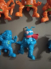 Army Ants Figures – 9 Vintage Lot Orange Blue, Hasbro. Do not have rubber Butts