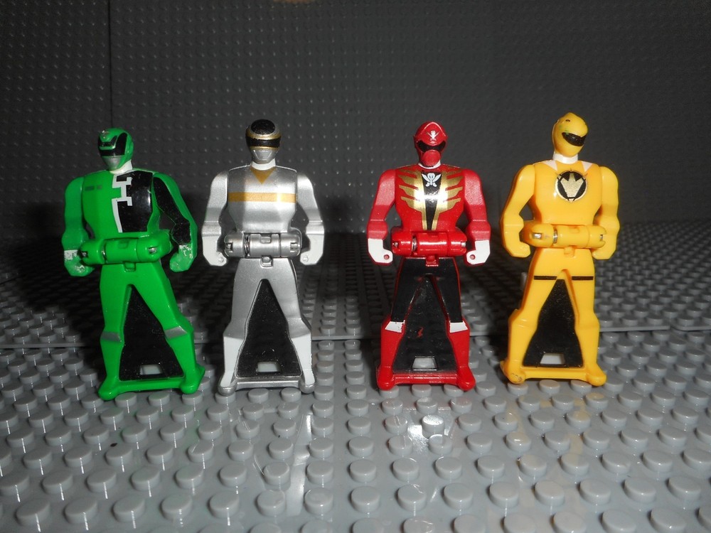 Bandai Power Rangers Mega Force Key lot, Silver Space, Red Green Yellow
