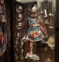 NECA Terrifier 2 Ultimate Thanksgiving Art the Clown Exclusive Figure | NEW